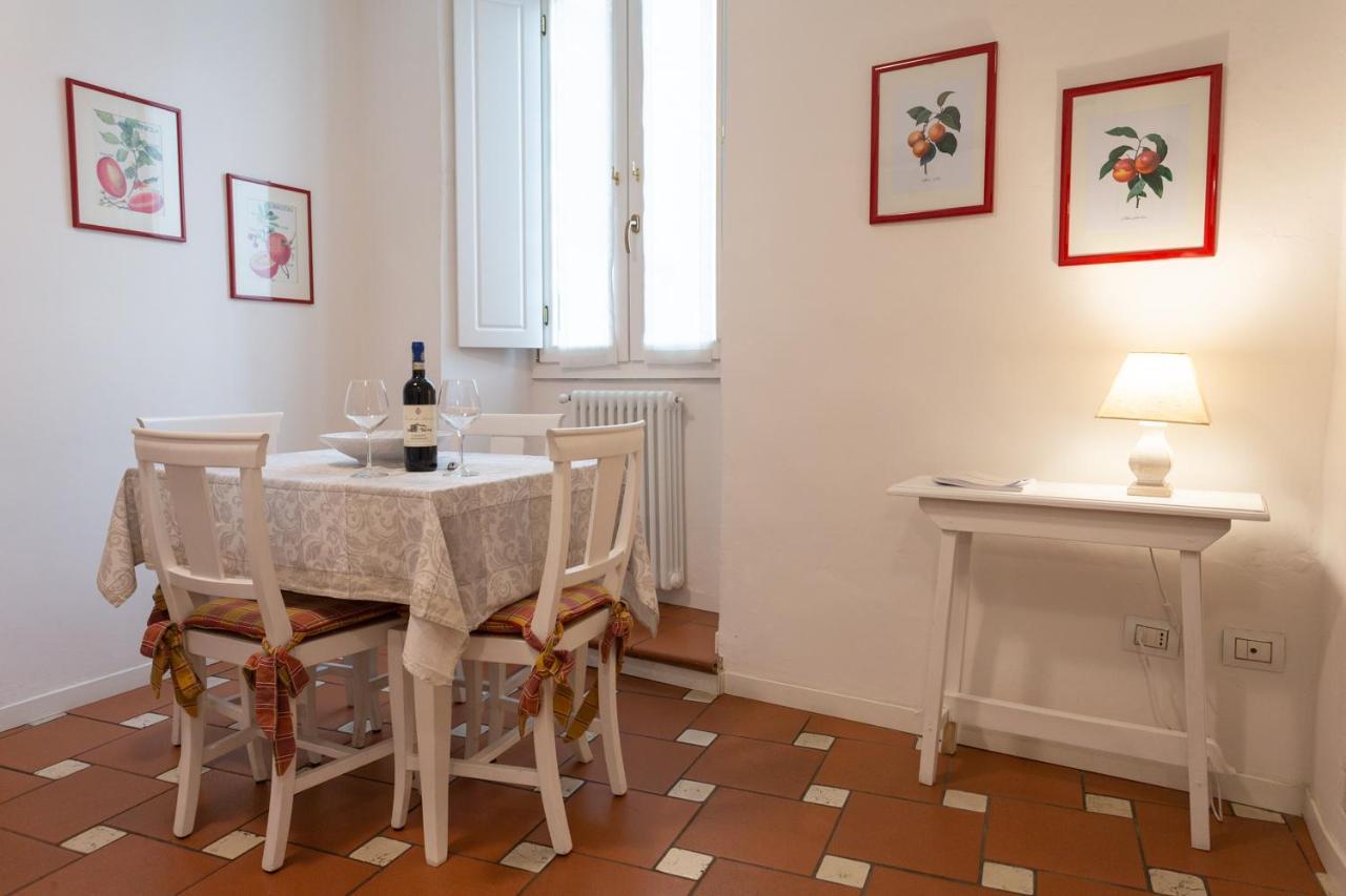 Mercatale Apartment Прато Экстерьер фото