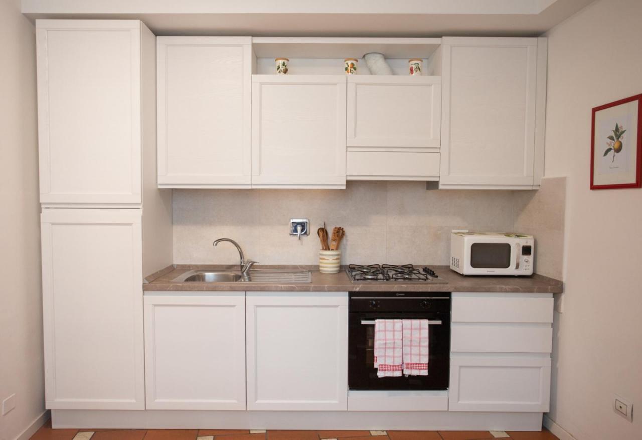 Mercatale Apartment Прато Экстерьер фото